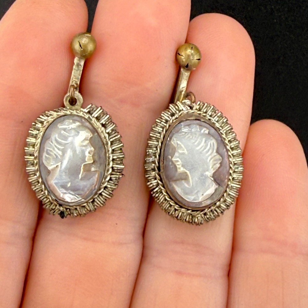 Vintage Carved Shell Cameo Drop Earrings Washed Gold Tone Screw Back Ornate Oval